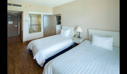 Verona Resort & Spa Tumon Szoba fotó